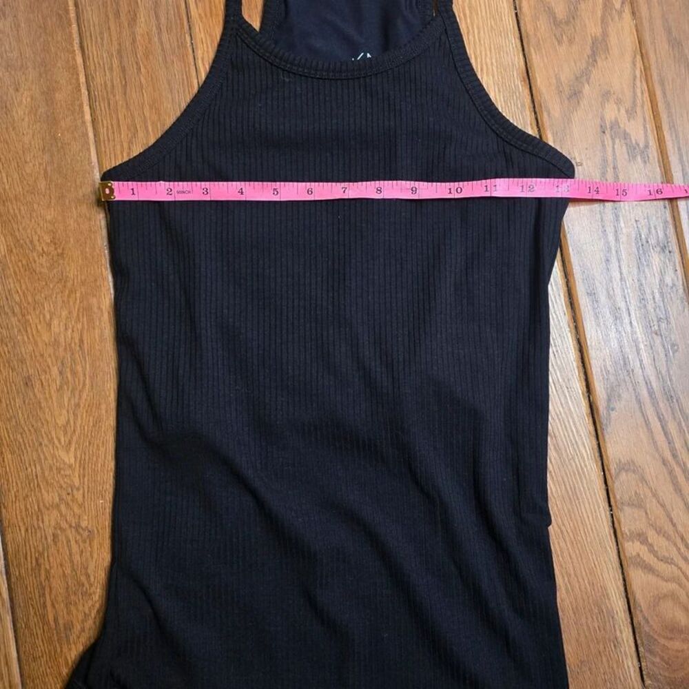 Klassy Network size M Black High Neck Ribbed Tank Built in Bra - Picture 6 of 7
